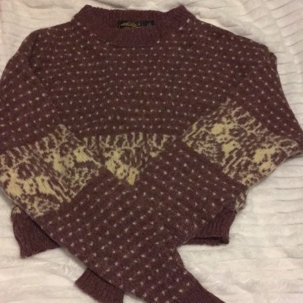 Cropped sweater from urban outfitters!